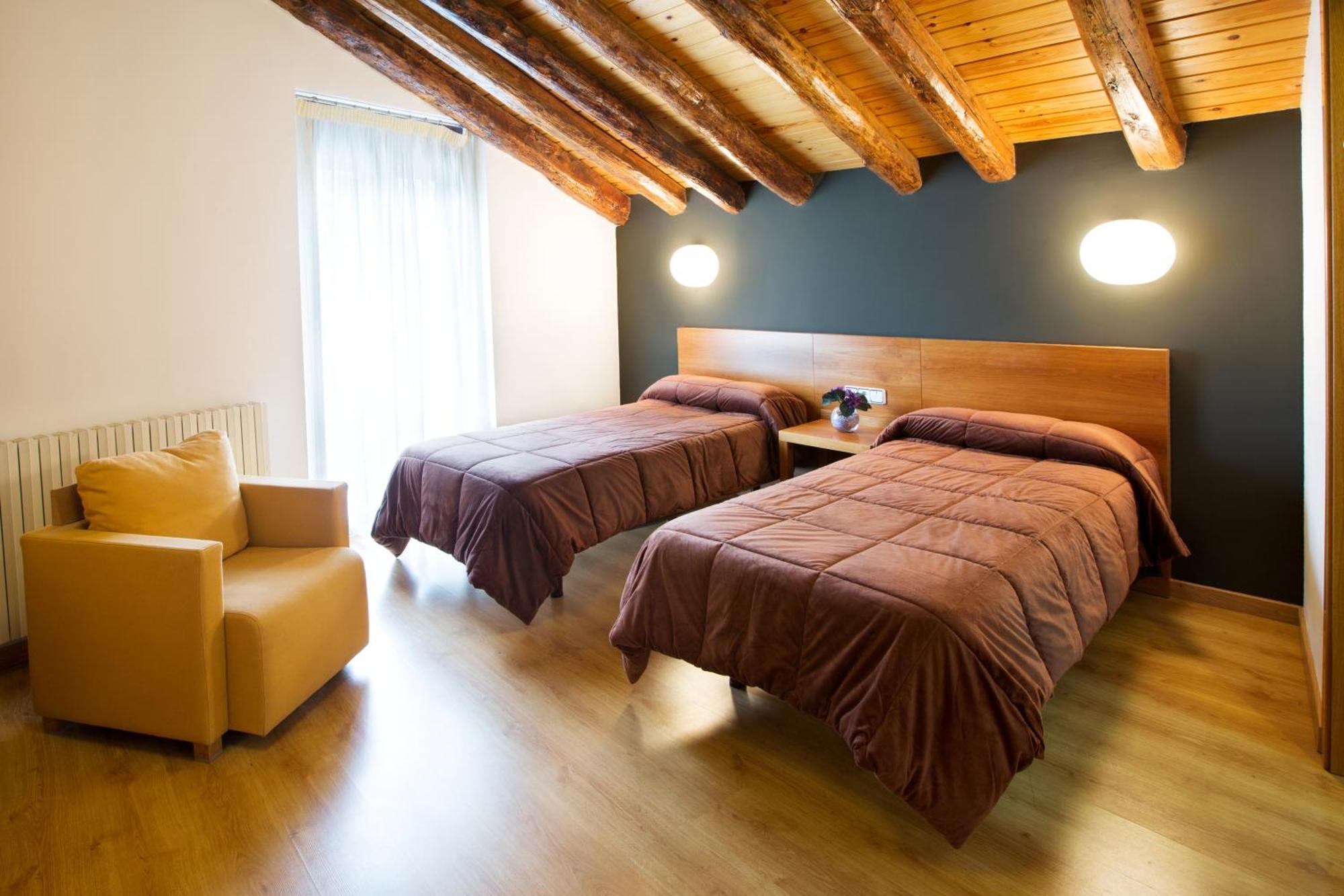 Allotjament Rural Cal Miquel Anserall  Zimmer foto