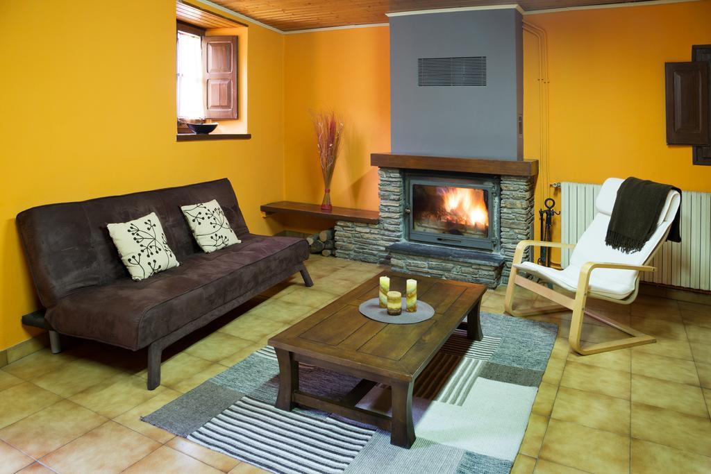 Allotjament Rural Cal Miquel Anserall  Exterior foto